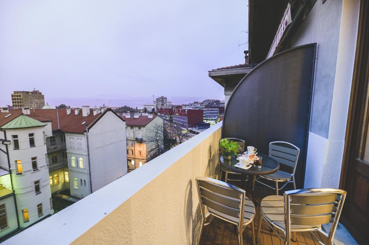 Luxury Apartment Antonia In The City Centre Рийека Екстериор снимка
