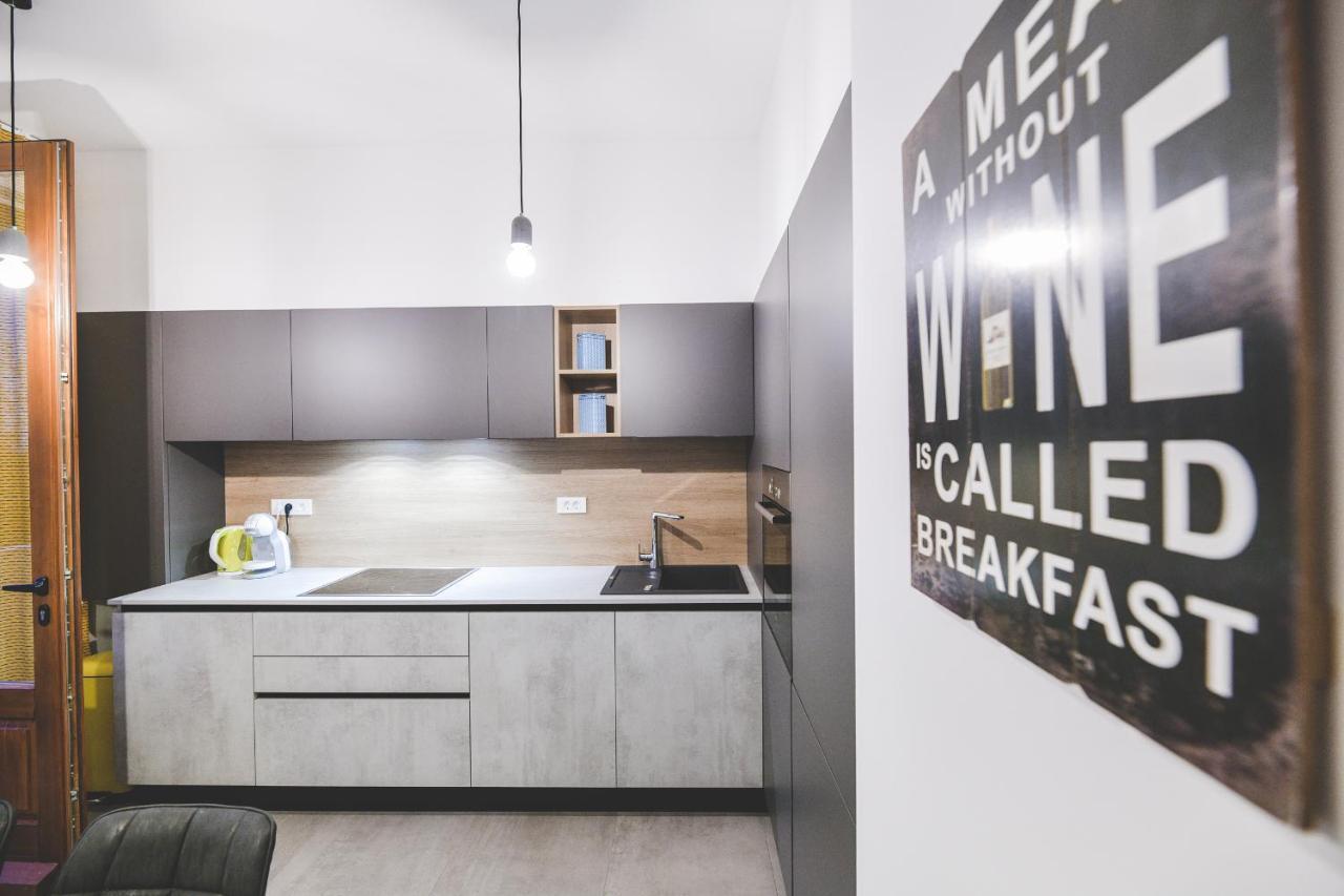 Luxury Apartment Antonia In The City Centre Рийека Екстериор снимка